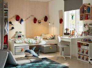 About decorating with children