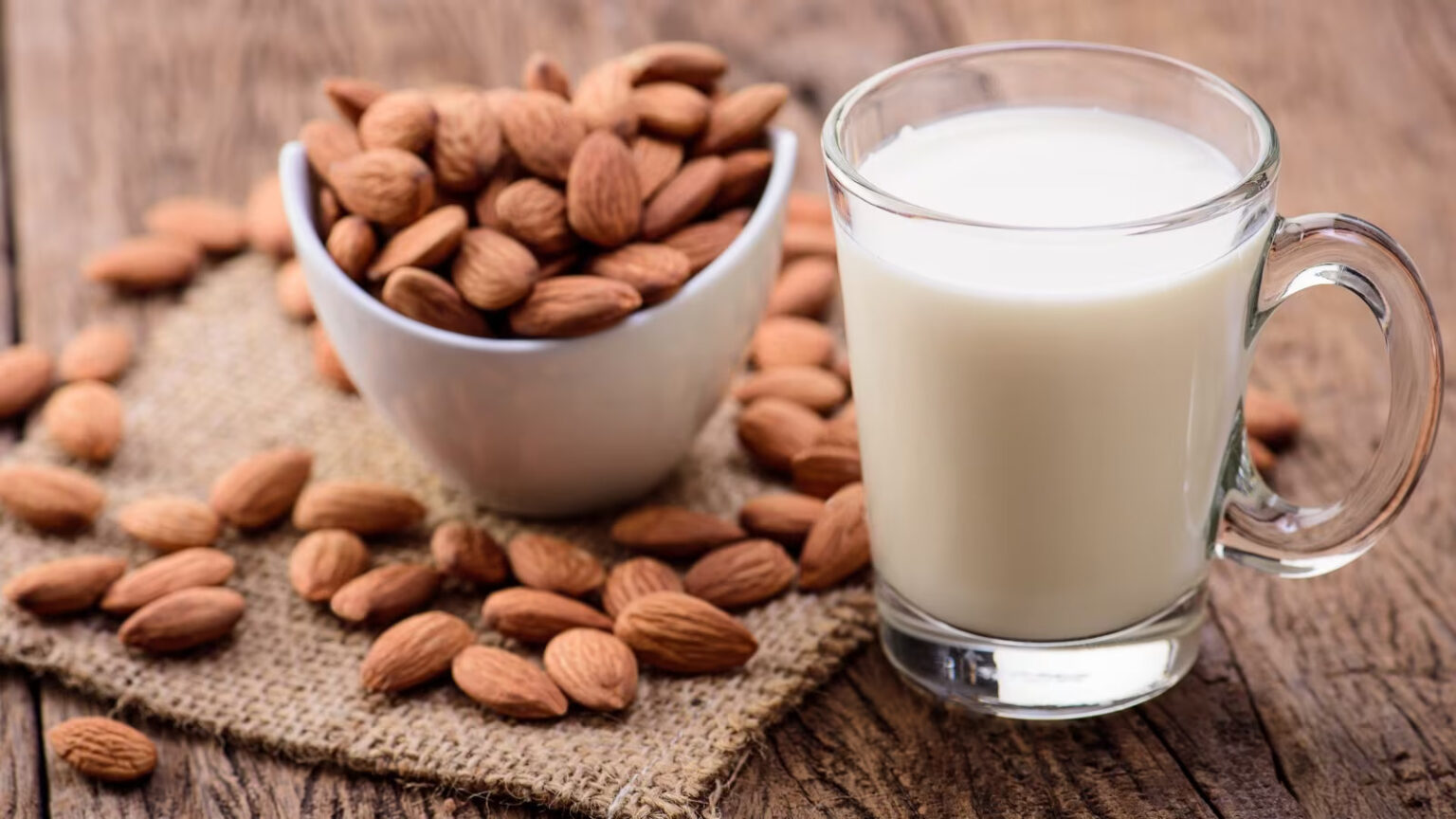 11 Almond Milk Benefits