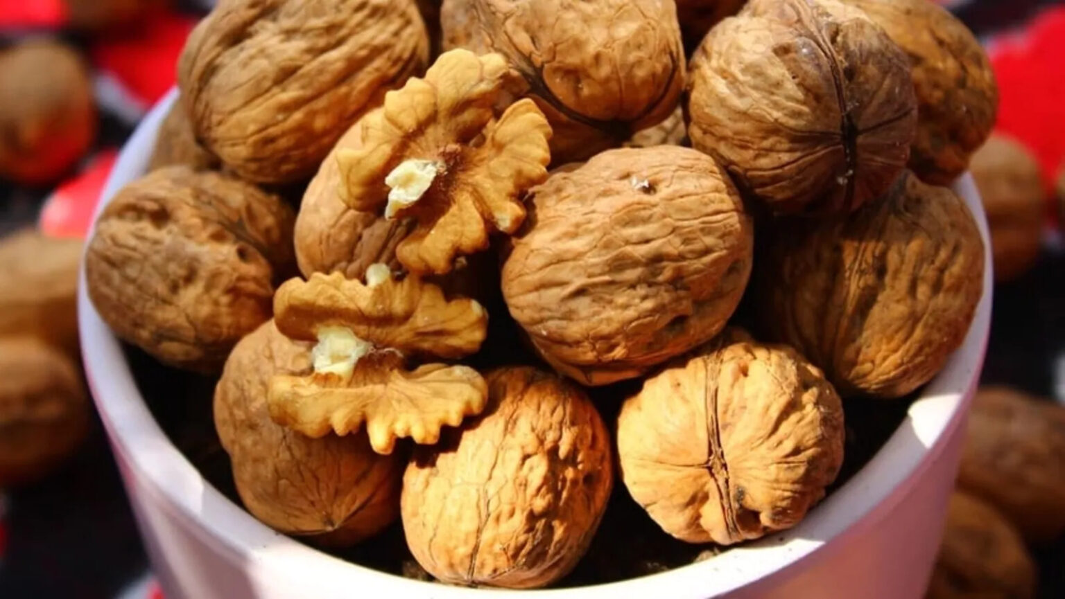 Unexpected Benefits of Walnuts